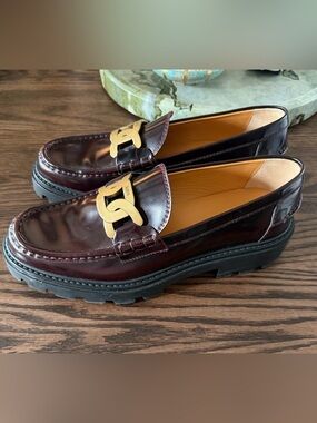Tod's Logo Plaque Slip-On Loafers - W41